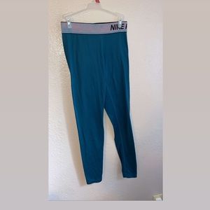 Nike leggings
